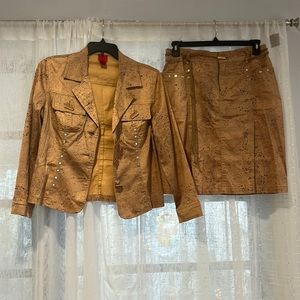 Very Vera 2 piece set jacket and skirt size large for jacket brown, and black